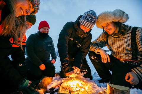 Da Tromsø: Escursione con le racchette da neve diurna e visita allo Snow Park