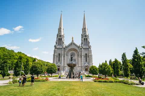 The BEST Sainte-Anne-de-Beaupré Sightseeing 2025 - FREE