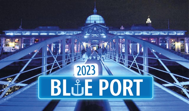Visit Light Up ! Blue Port 2023 | MS Elbkristall in Hamburg, Germany
