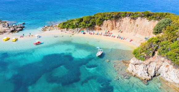 Tirana/Durrës/Golem: Saranda, Blaues Auge, Ksamil und Bootstour