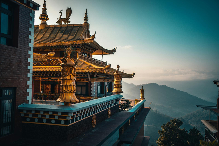 Bhutan Helicopter Scenic Flights & Landings