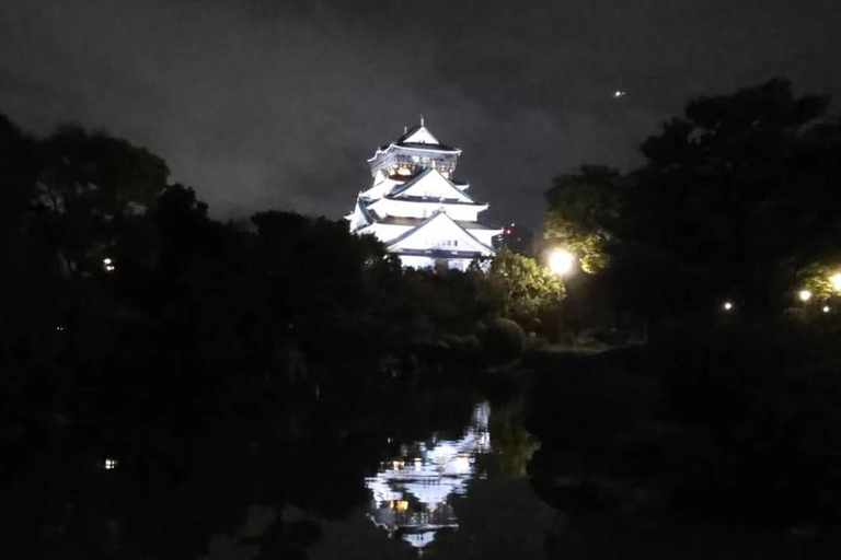 Osaka: Osaka Castle Haunted Night Walk