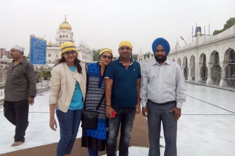 Full Day Delhi Siteseen Tour Including New Delhi & Old Delhi Full Day tour with Transportation, Guide & Entry Ticket.