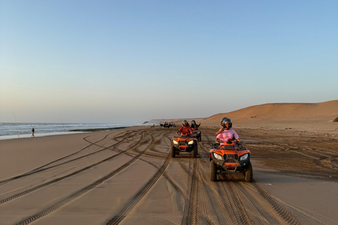 Agadir: Excursión en quad al atardecer por las dunas y la playa