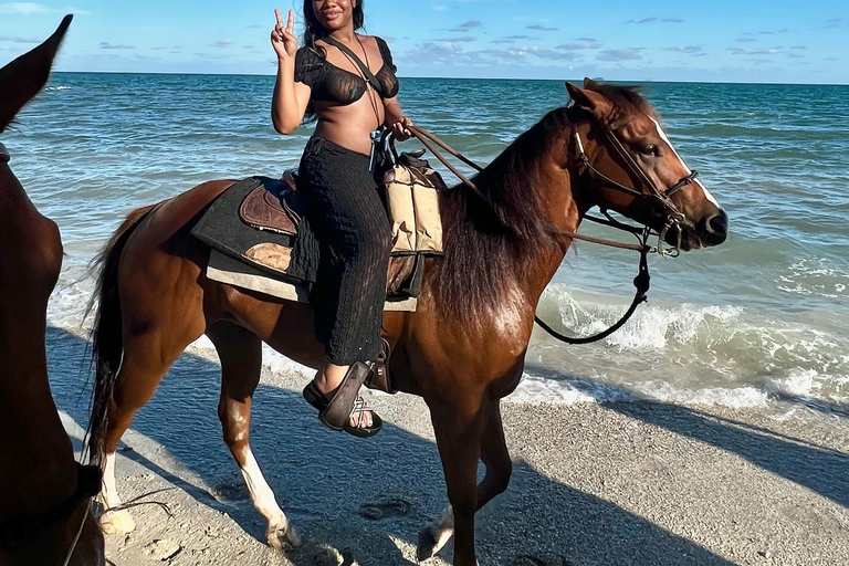 Side: Horse Riding Experience with Pony Option