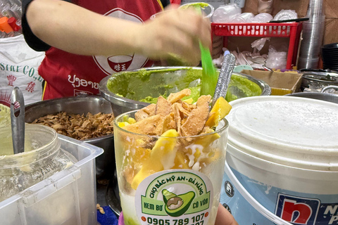 Da Nang: excursão a pé pela comida de rua e espetáculo Charming Da NangDa Nang: Excursão a pé pela comida de rua e espetáculo Charming Da Nang