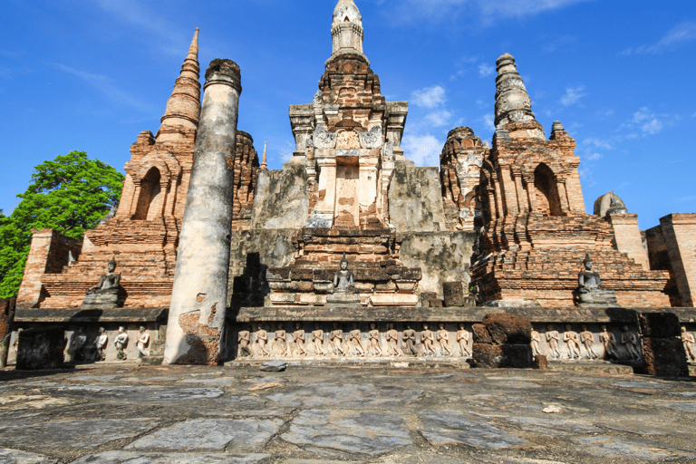 From Chiang Mai: Guided Tour of Sukhothai&#039;s UNESCO Heritage