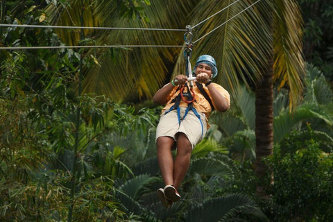 St. Lucia: Zip Line, Luchttram en Trektocht