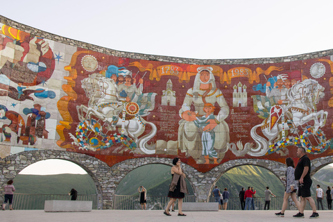 Kazbegi & Gudauri Scenic Photo Day Tour from Tbilisi