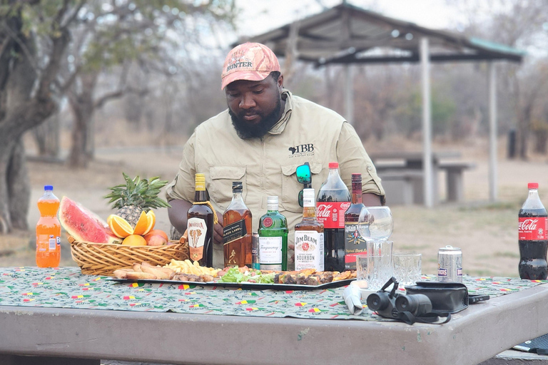 Livingstone :Sunset Game Drive and Rhino tracking With Drink