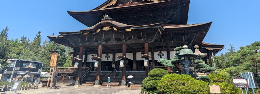 Visite à pied du temple Zenkoji de Nagano avec dégustation d'oyaki