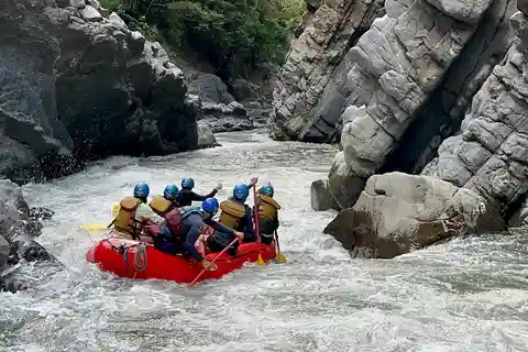 From Bogota: Rafting day in Tobia