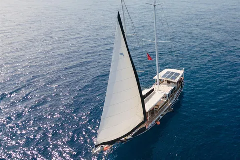 Navigare in Turchia: Crociere in caicco per gruppi di età diverse