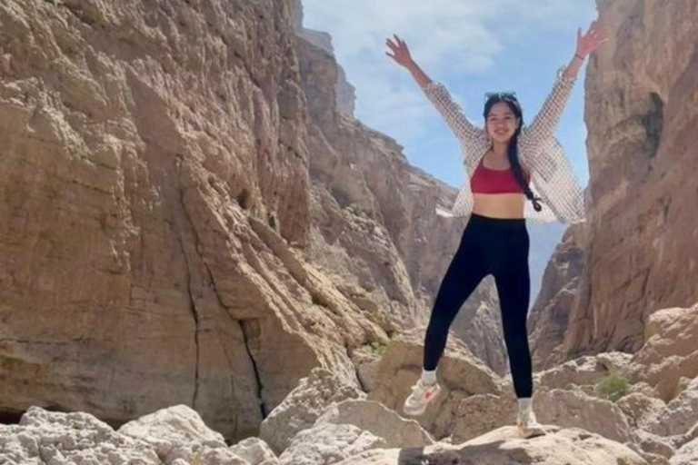 Oman Adventure Trail: From Mountains to Sea