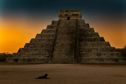 Z Cancun: Ekskluzywny wschód słońca all inclusive w Chichén-Iztá