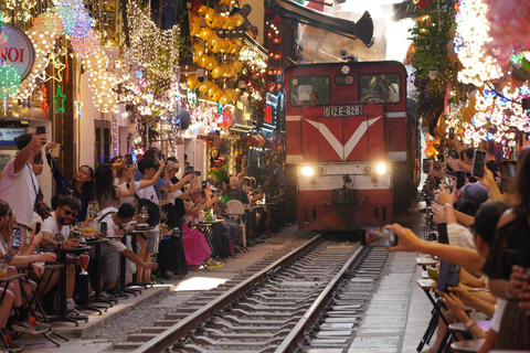 Hanoi: A taste of Hanoi street food with Train Street visit