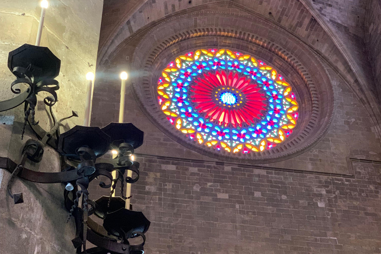 Palma de Mallorca: Private Guided Walking Tour with Tapas