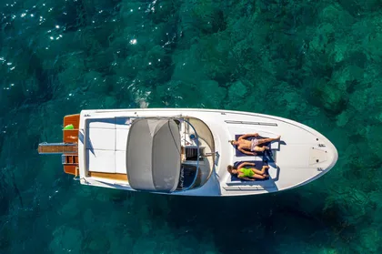 Von Sorrent: Private Bootstour nach Ischia und Procida Von Sorrent: Private Bootstour nach Ischia und Procida