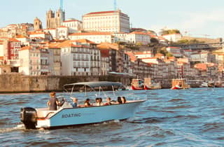 Porto: Douro-Kleingruppen-Bootsfahrt mit Portweinprobe