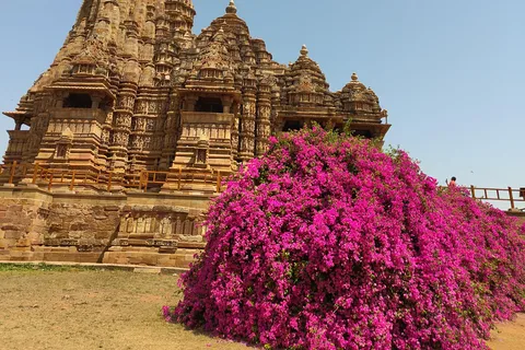 From Delhi: Agra and Khajuraho 3-Day Tour with Train Tickets