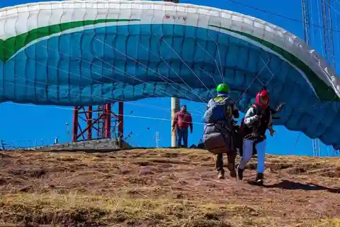 Cuzco: Parapente : Adrenalina en el aire.