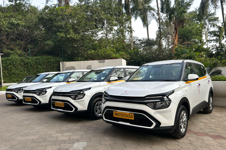 Mumbai: Innova Crysta oder Kia Carens mit Chauffeur mieten