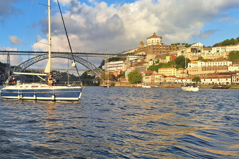 Porto,cruise with magical sunset ocean,open sail drink&snack Shared Magical Sunset Ocean