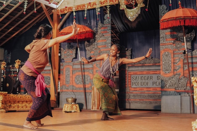Ubud: Traditional Balinese Dance Class with Pro Instructor