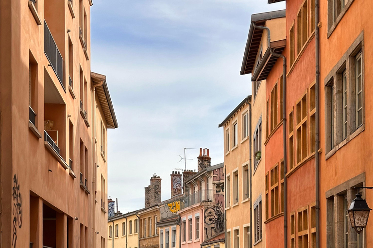 Entdecke das lebendigste Viertel von Lyon: Von Seide bis Straßenkunst