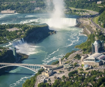 Da New York: escursione di 1 giorno alle Cascate del Niagara in volo