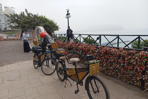 Lima: Miraflores Barranco electric bike tours Lima: Miraflores Barranco electric bike tours