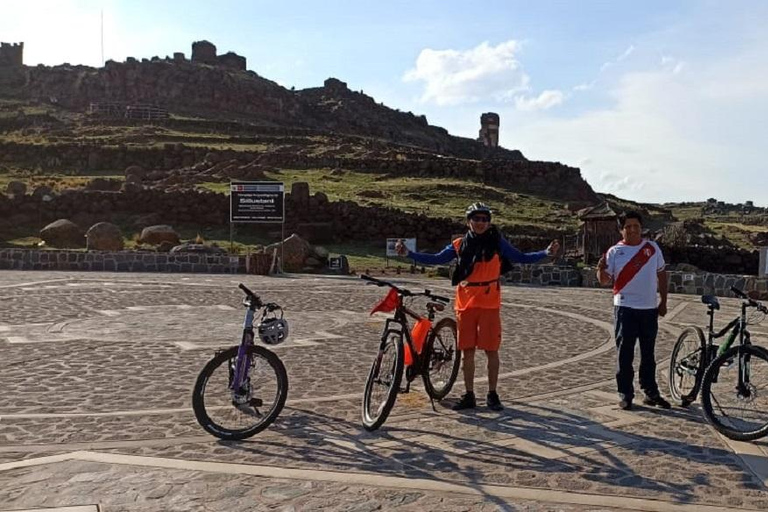 Puno: Sillustani Tombs, Bike Tour - History and Nature