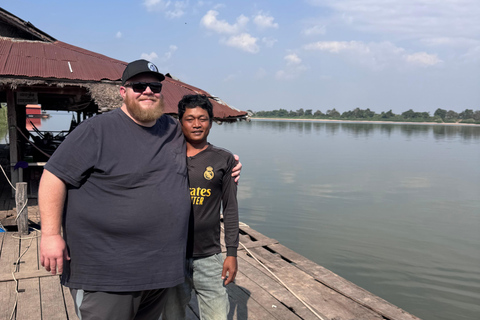 Phnom Penh: Silk Island Half-Day Walking Tour