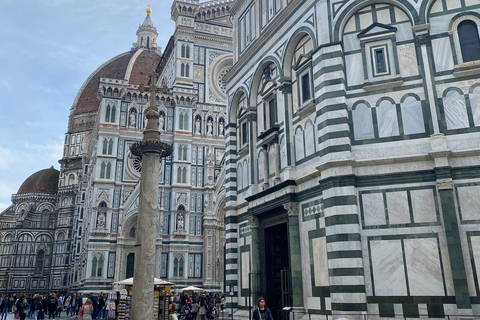 从卢卡或里窝那港口出发的比萨和佛罗伦萨之旅