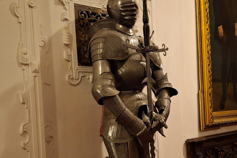 MINIVAN Dracula Castle, Peleș Castle & Wednesday 3 CASTLES Audio Guide 24 Languages