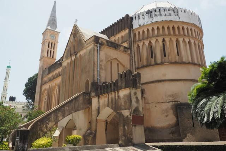 桑给巴尔：监狱岛、石头城和日落阿拉伯独桅帆船巡航在此选项中，从石头城接人