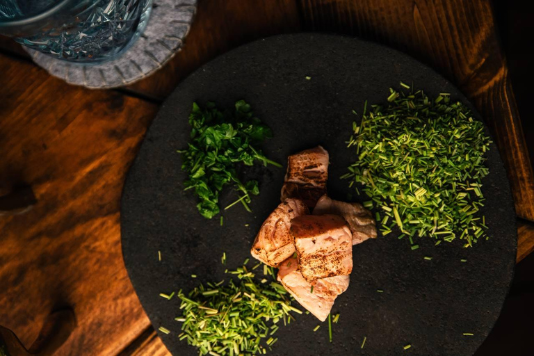 Spedizione &quot;INTO THE WILD&quot; Safari e pranzo in Igloo di vetro