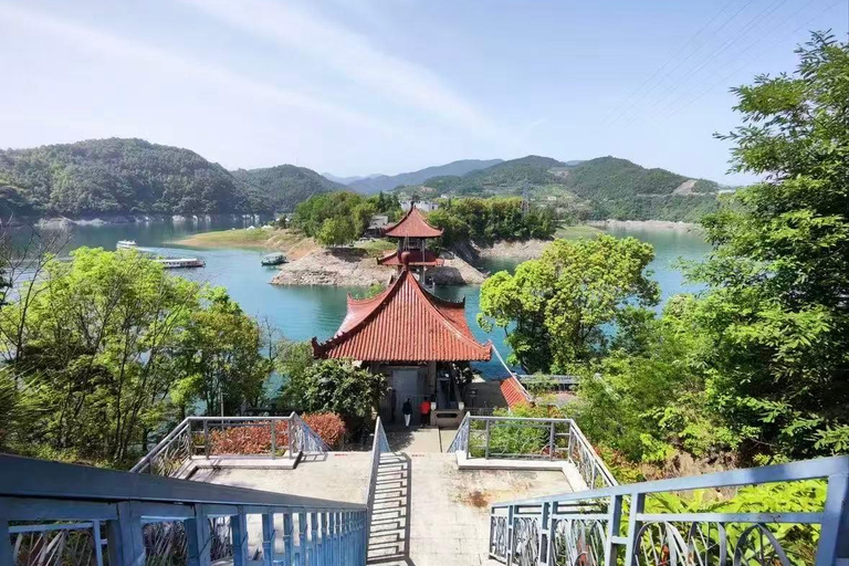 Shaanxi: Yinghu Lake Entry Ticket with Boat Ride Admission Ticket + Boat Ticket