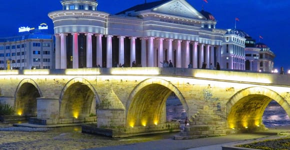 RUNDGANG DURCH DIE STADT - PROJEKT SKOPJE 2014