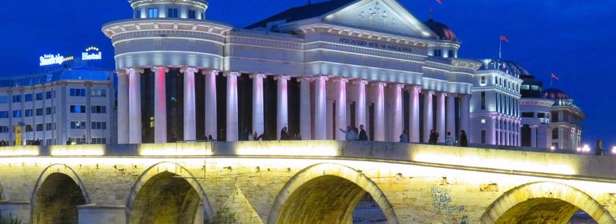 VISITE À PIED DE LA VILLE - PROJET SKOPJE 2014