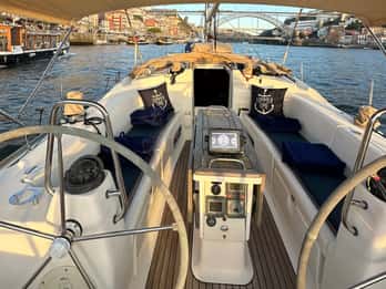 Porto: Charming Sailboat Cruise with Port Wine,Sunset Option