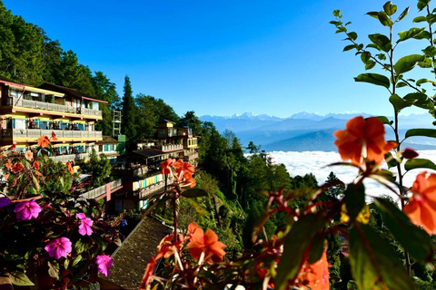 Kathmandu: Nagarkot Sunrise Tour with Breakfast & Pickup