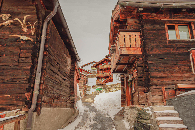 Pueblo de Zermatt: Sesión de fotos profesional en los mejores lugaresZermatt: Recorrido fotográfico profesional por los mejores lugares