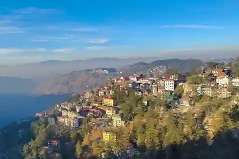 Shimla: Guided City Day Tour with Kufri Hill Station Visit