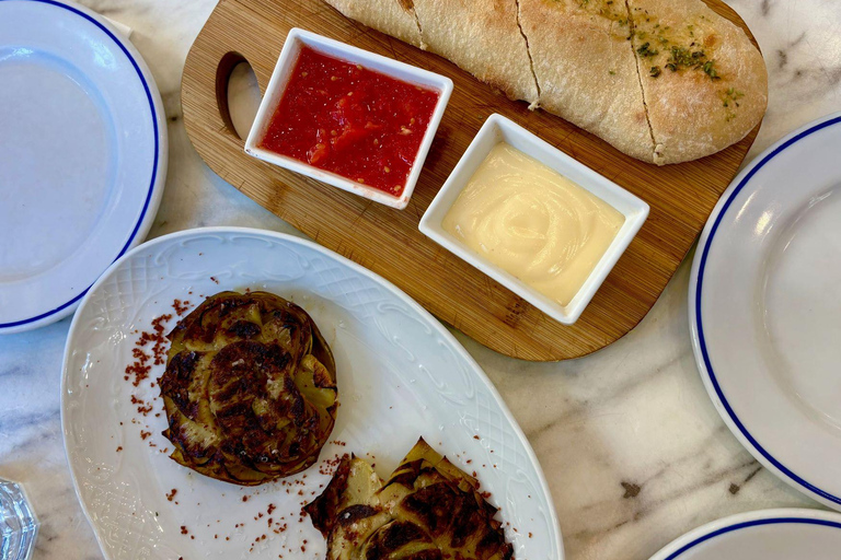 Valencia: Food Tour with 10 Tastings of Tapas & Local Dishes