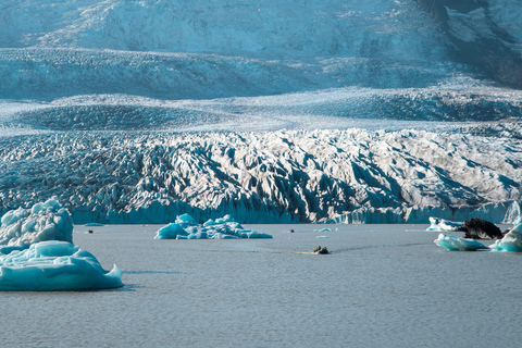 Iceberg Boat Tour, Glacier Hike Adventure and 4X4 transfer