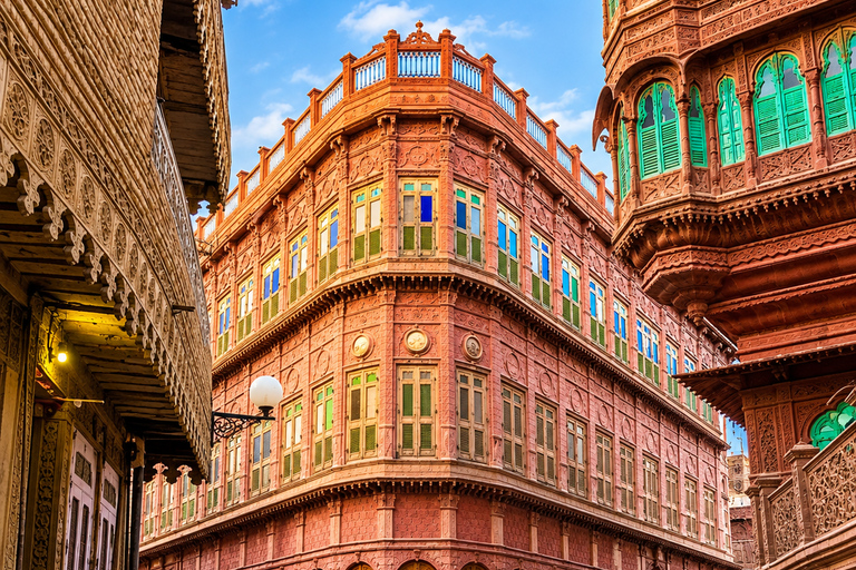 From Delhi: 15-Day Rajasthan Desert & Taj Mahal Private Tour 15-Day Private Royal Rajasthan Tour with Budget 2Star Hotels
