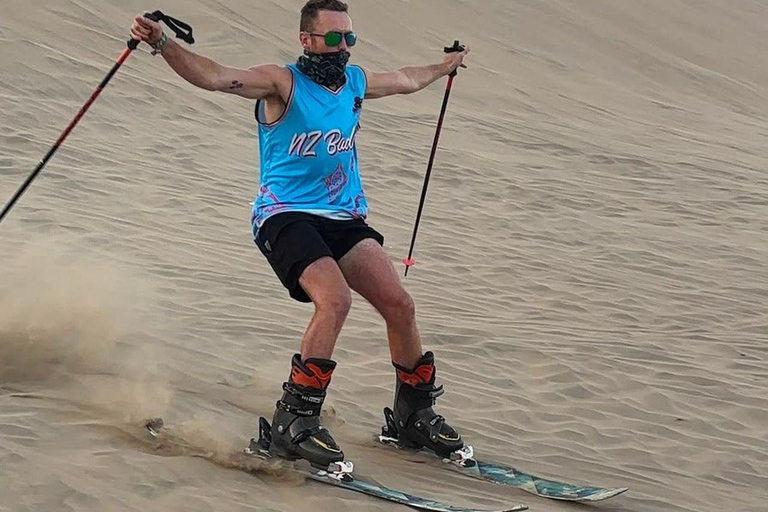 Huacachina: Dune Buggy, Sandboard, Sunset, and Campfire with Cocktails