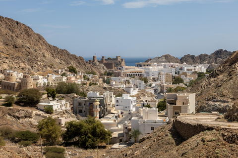 Oman: 8-Day Adventure Muscat, Wahiba Desert & Jebel Akhdar Oman: 8-Day Private Adventure