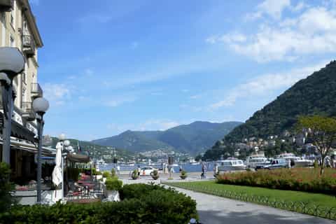 From Milan: Lake Como Cruise with Visits to Como & Bellagio